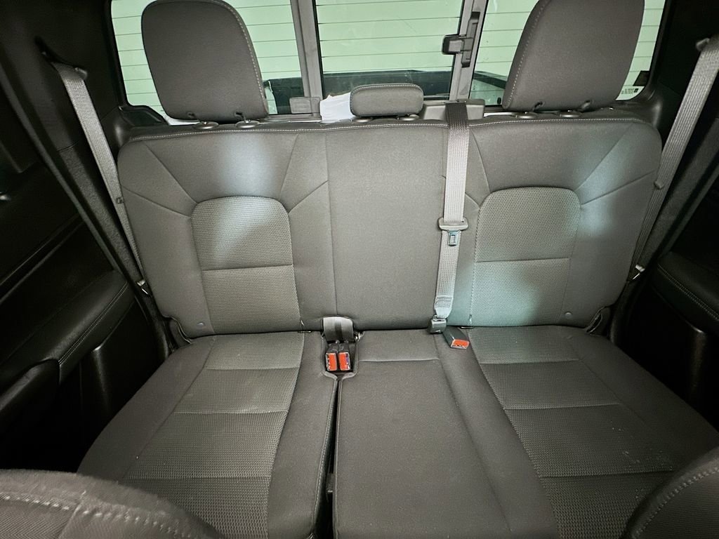Used 2024 Chevrolet Colorado LT w/ LT Convenience Package II image 10