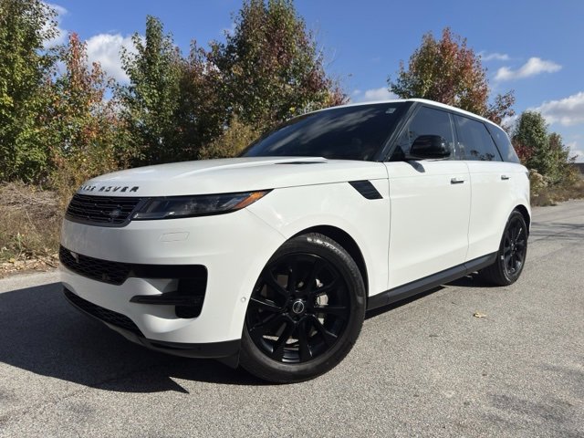 Used 2025 Land Rover Range Rover Sport SE