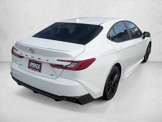 Used 2026 Toyota Camry SE w/ Convenience Package image 5