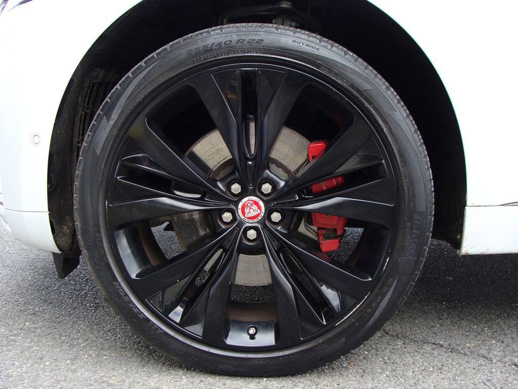 Used 2021 Jaguar F-PACE R-Dynamic S image 38