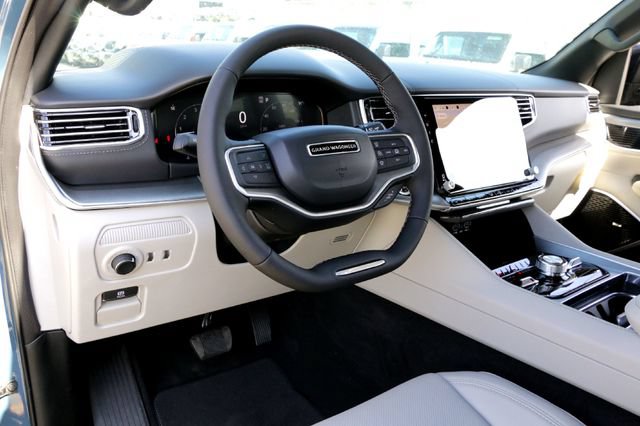 New 2026 Jeep Grand Wagoneer Limited AWD/4WD image 8