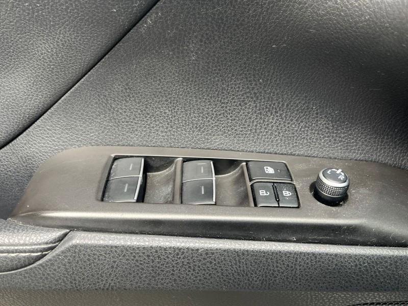 Used 2023 Toyota Camry XSE w/ Cold Weather Package image 31