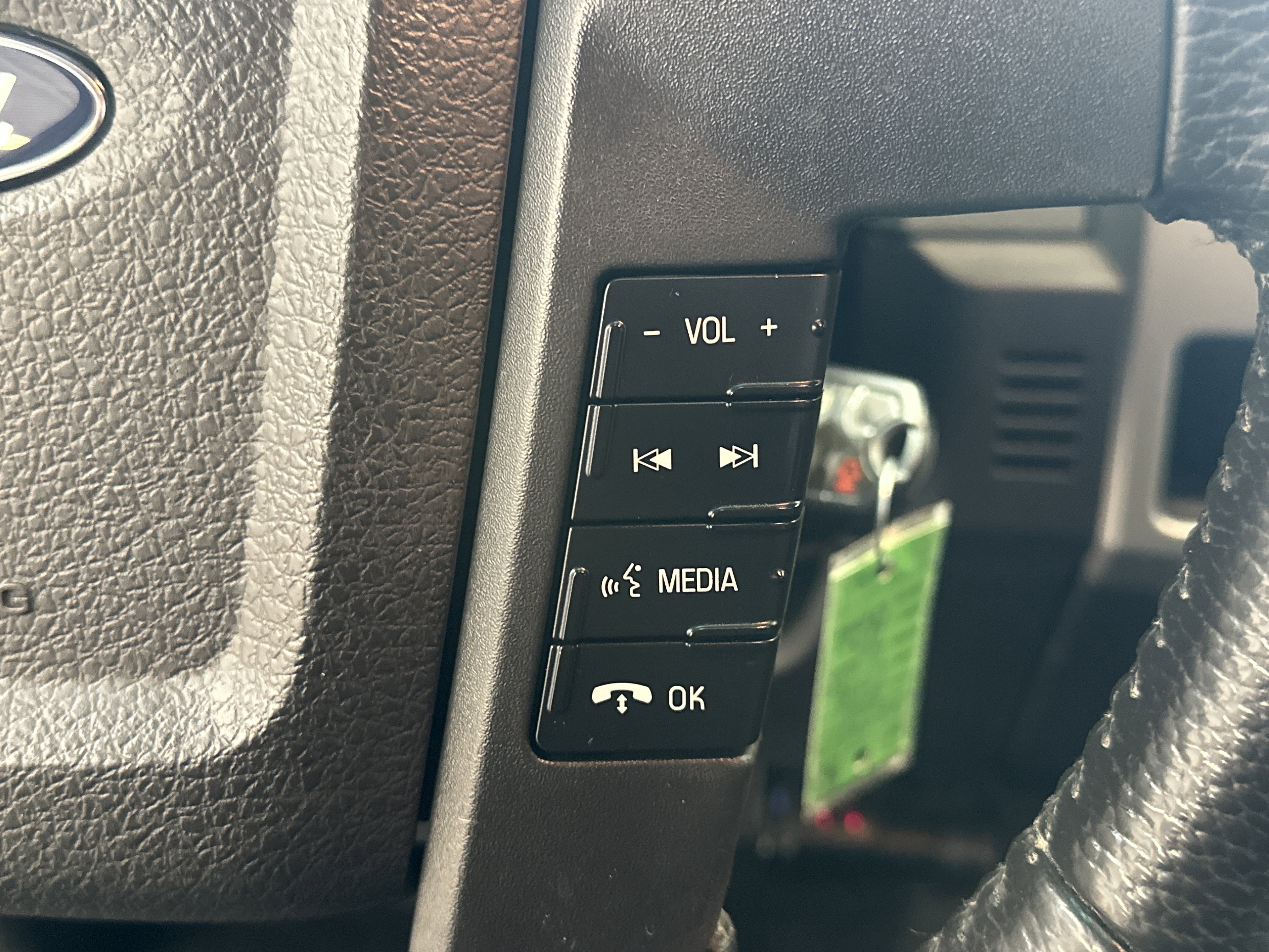 Used 2011 Ford F150 XLT w/ XLT Chrome Pkg image 28