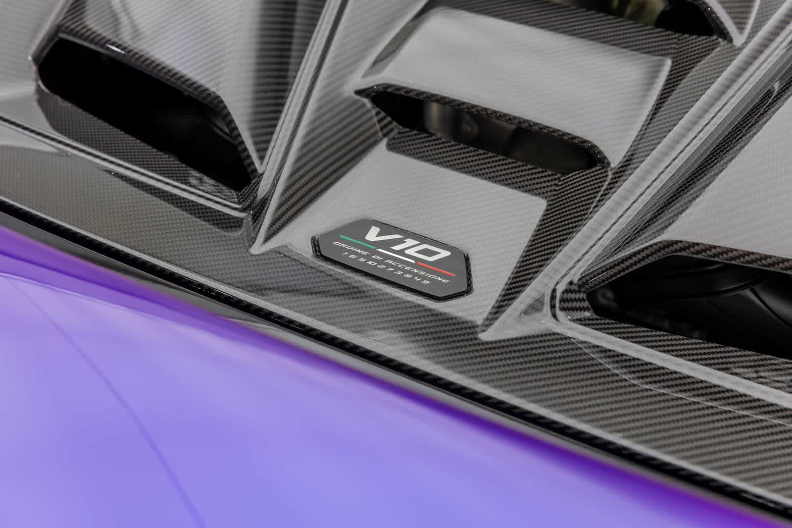 Used 2024 Lamborghini Huracan Tecnica RWD image 40