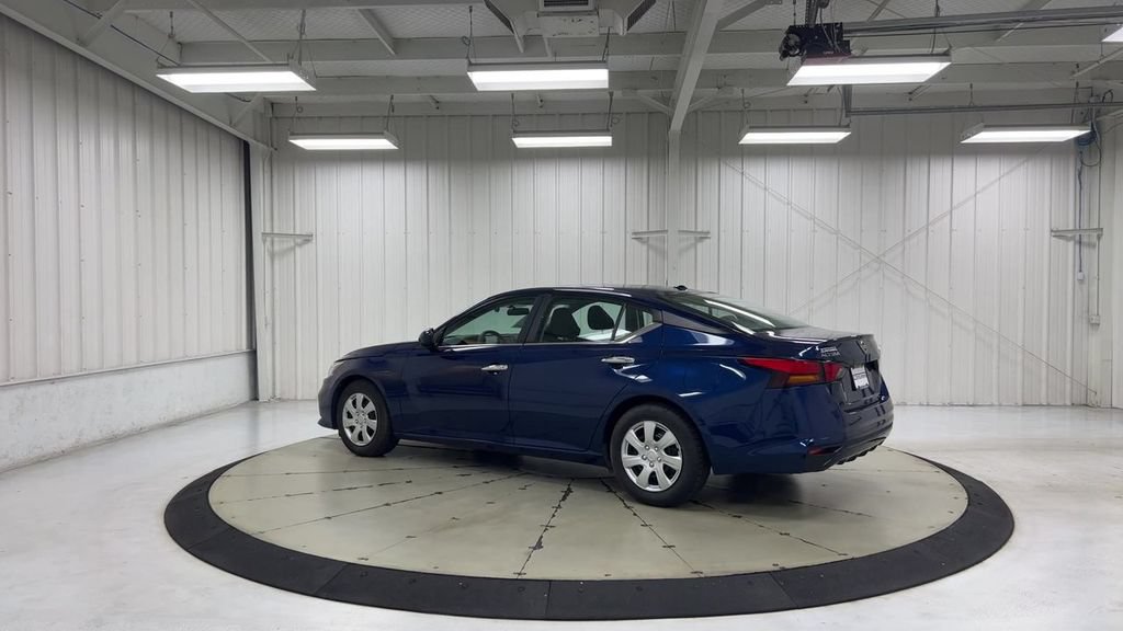 Used 2020 Nissan Altima 2.5 S FWD image 6