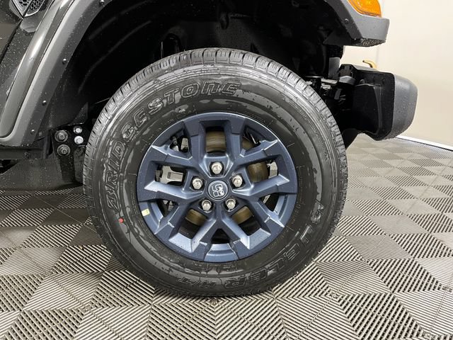 New 2026 Jeep Gladiator Sport AWD/4WD image 5