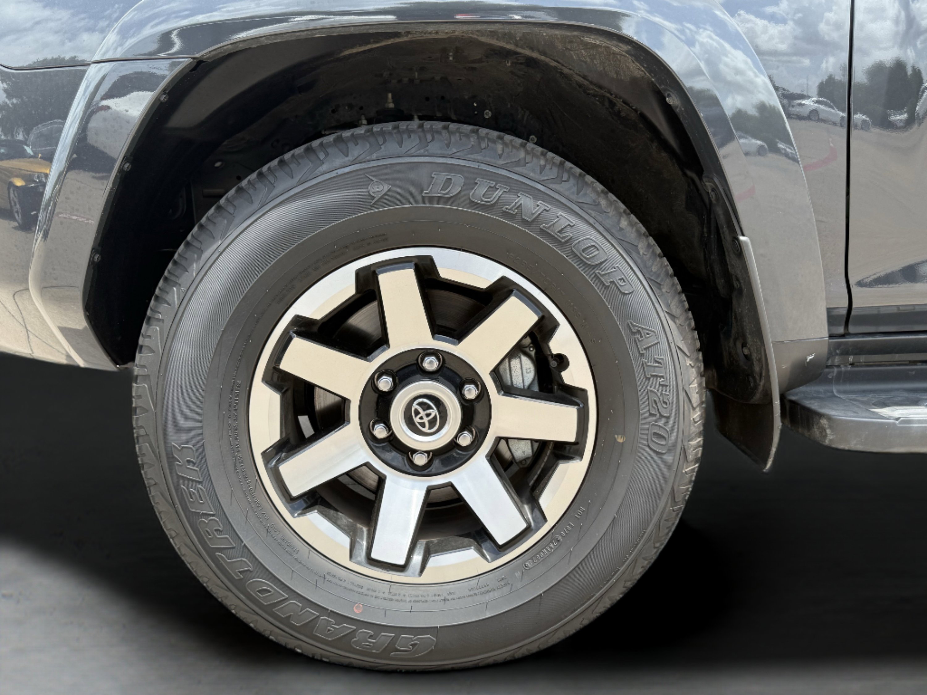 Used 2024 Toyota 4Runner TRD Off-Road image 12