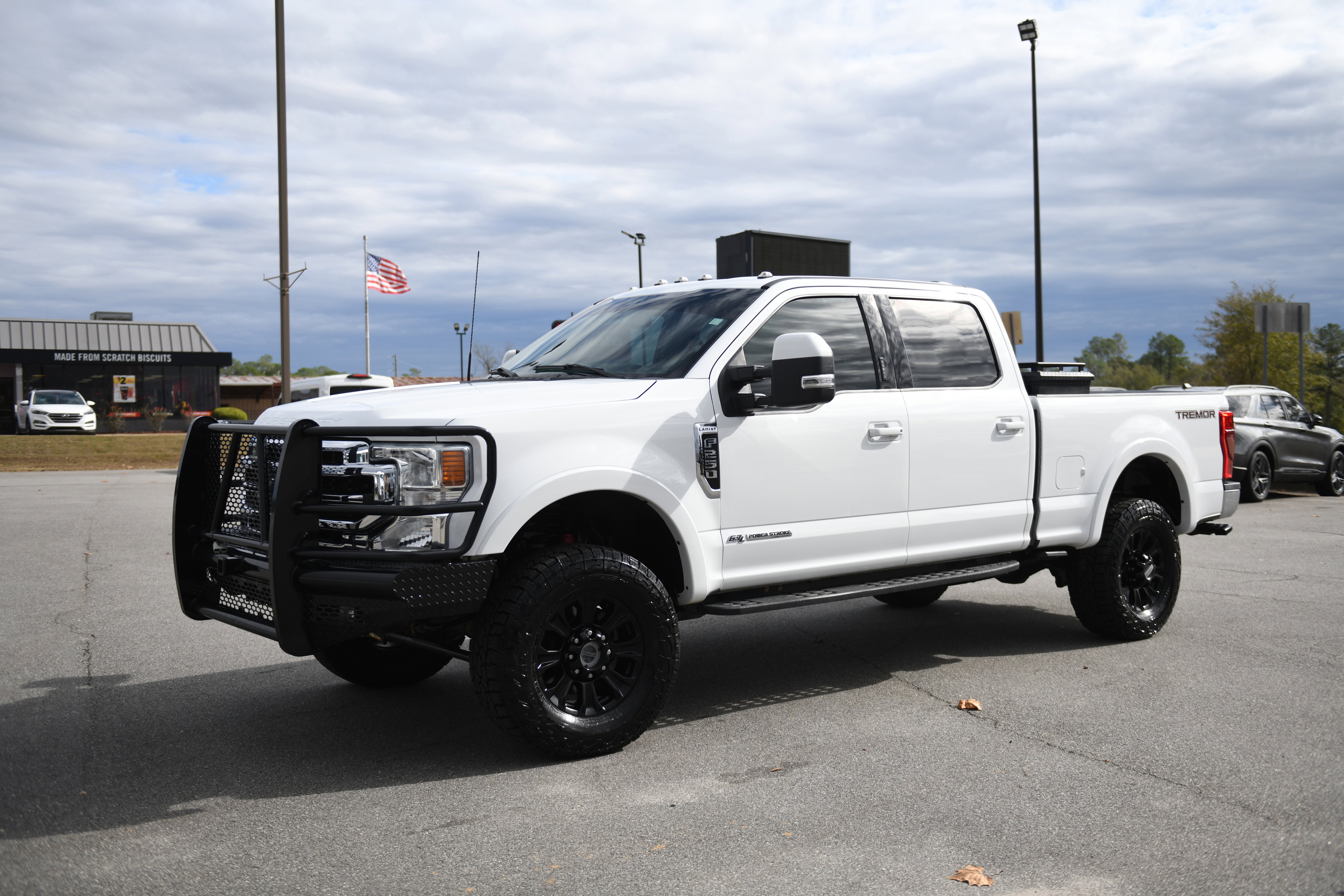 Used 2022 Ford F250 Lariat w/ Tremor Off-Road Package image 17
