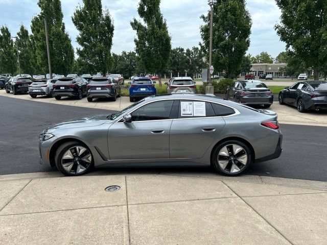 Used 2023 BMW i4 eDrive40 RWD image 4