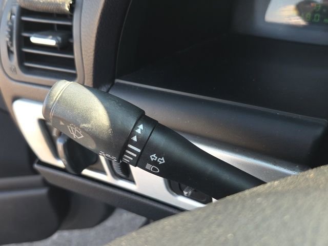 Used 2003 Ford Thunderbird image 39