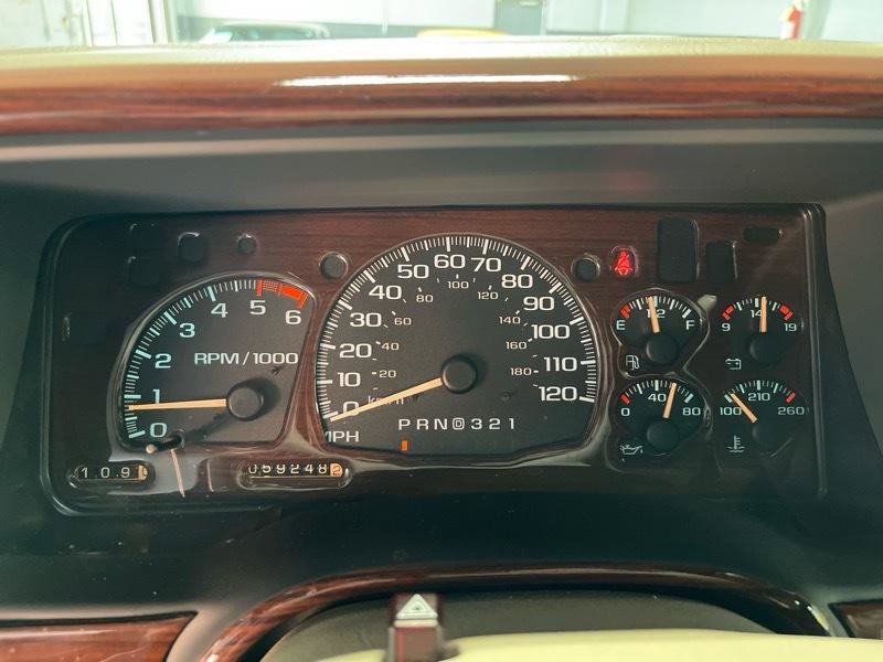 Used 1999 Cadillac Escalade 4WD image 30