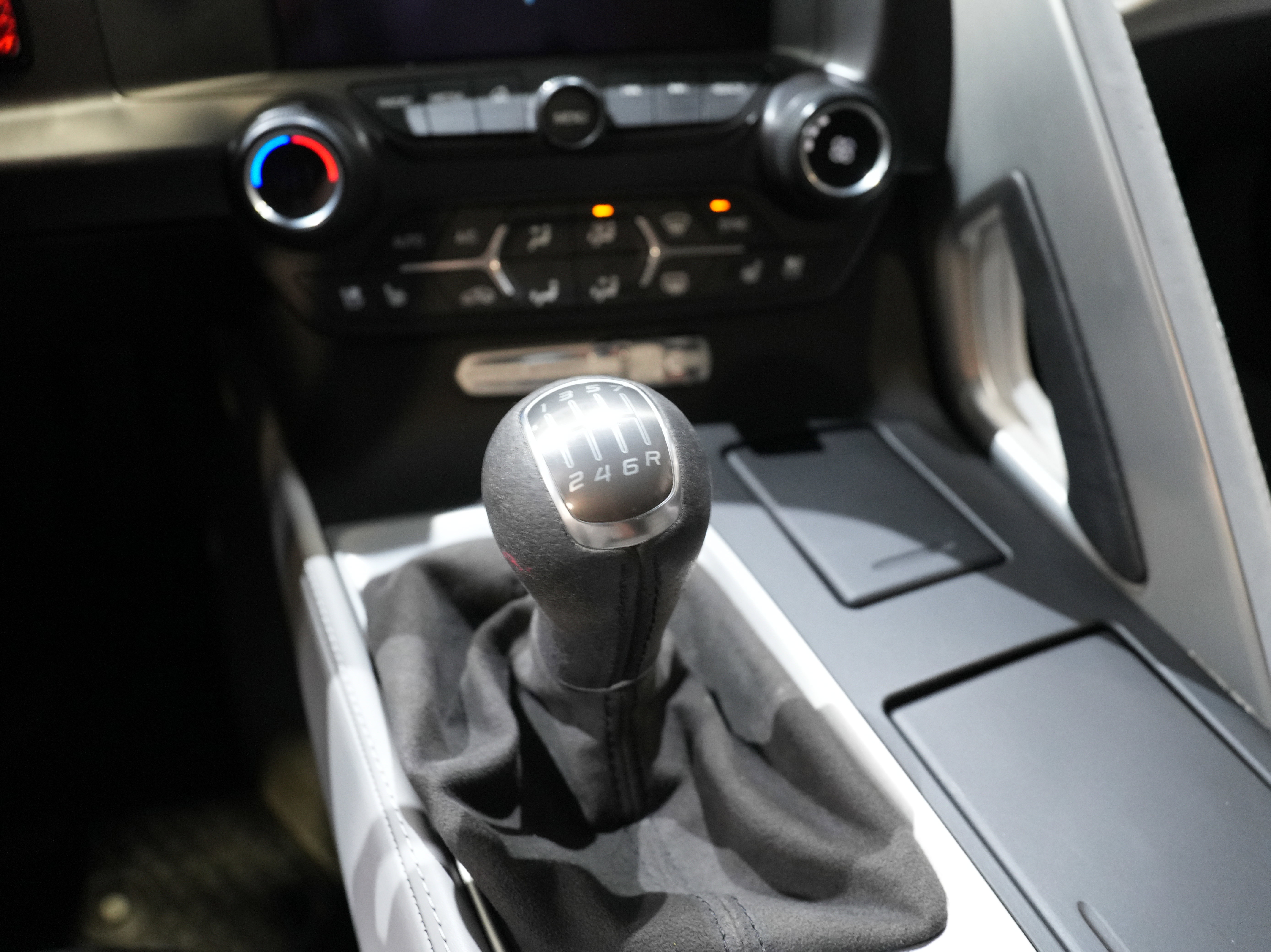 Used 2018 Chevrolet Corvette Grand Sport RWD image 43