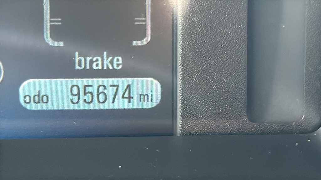 Used 2014 Chevrolet Volt w/ Enhanced Safety Package 1 FWD image 22