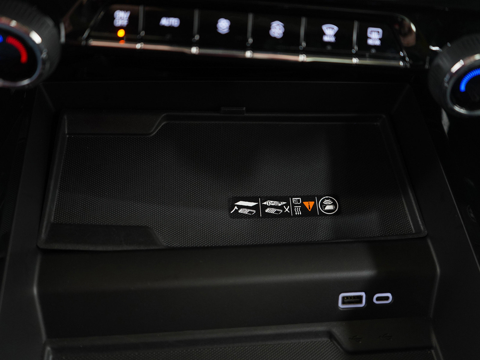 Used 2025 Chevrolet Tahoe Z71 w/ Z71 Off-Road Package image 26