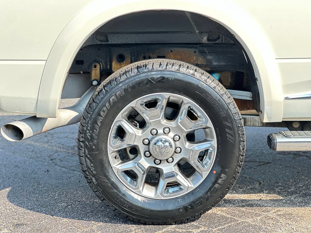 Used 2018 RAM 2500 Limited AWD/4WD image 32
