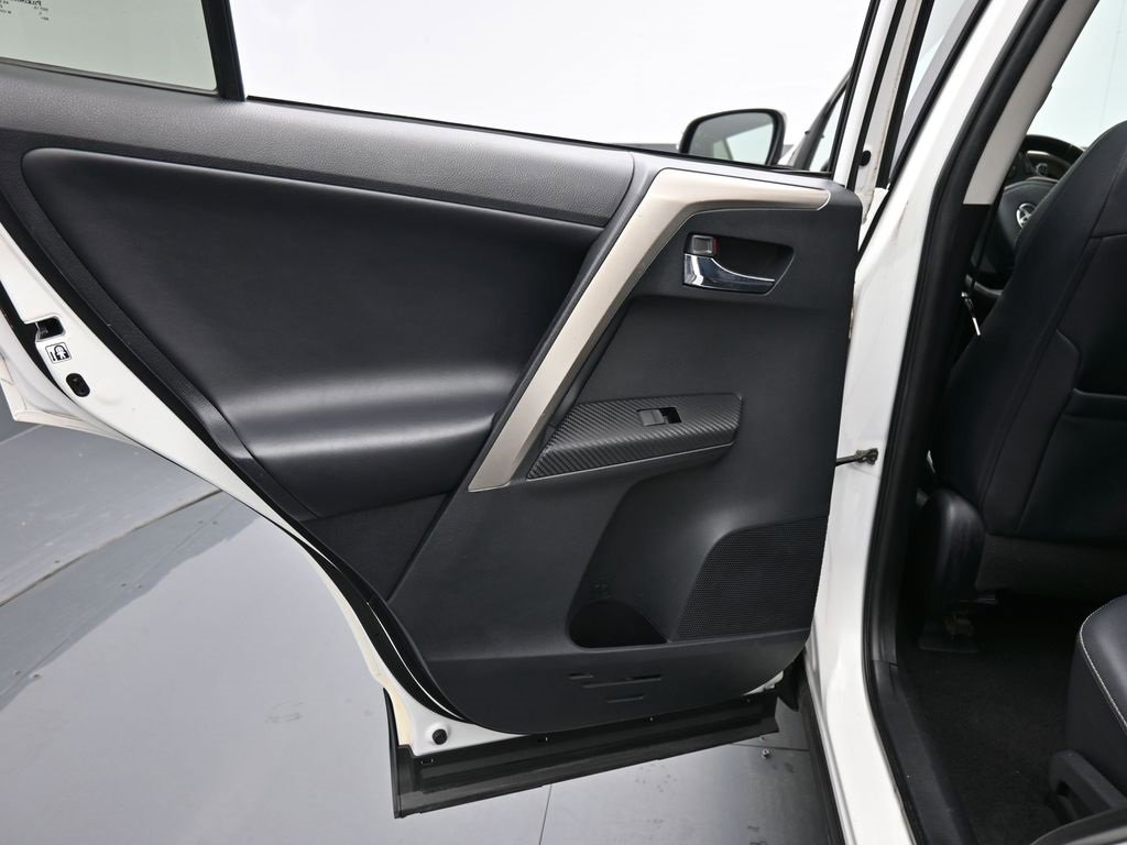 Used 2013 Toyota RAV4 Limited image 35