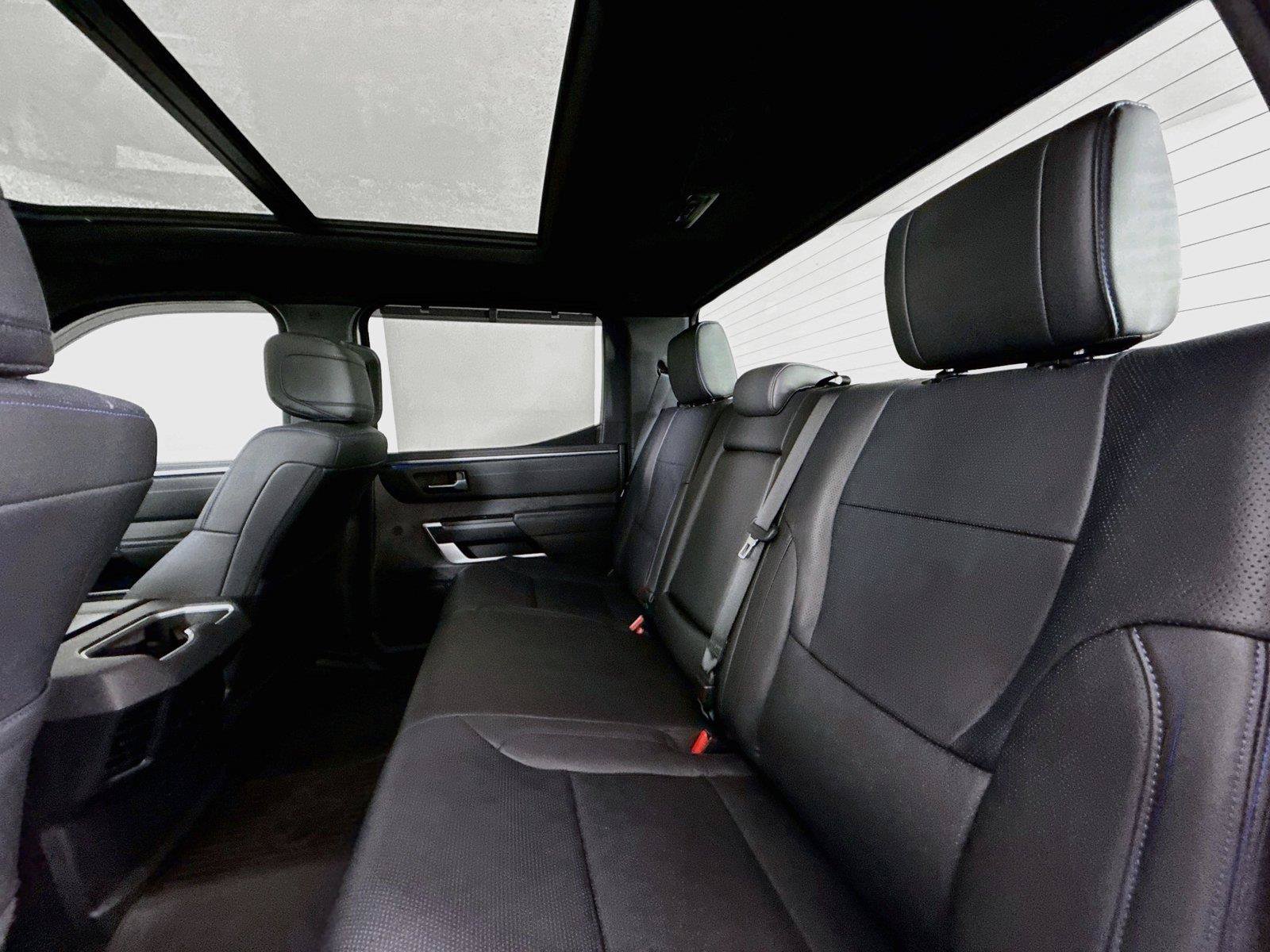 Used 2024 Toyota Tundra Platinum AWD/4WD image 32