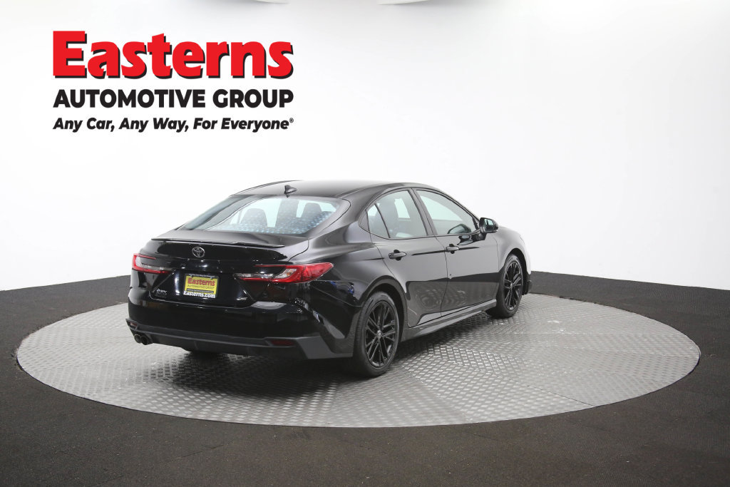 Used 2025 Toyota Camry SE FWD image 41