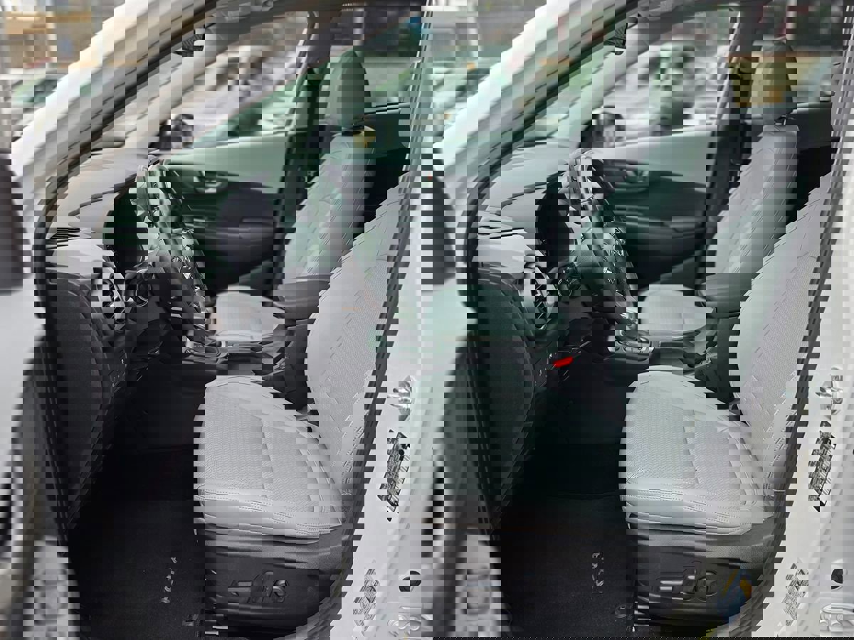 Used 2019 Hyundai Kona Limited image 23