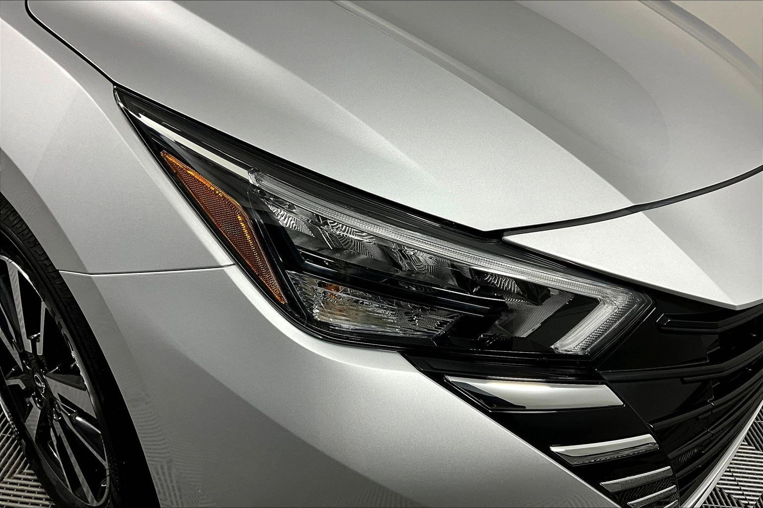 Certified 2025 Nissan Versa SV w/ Trunk Package image 32