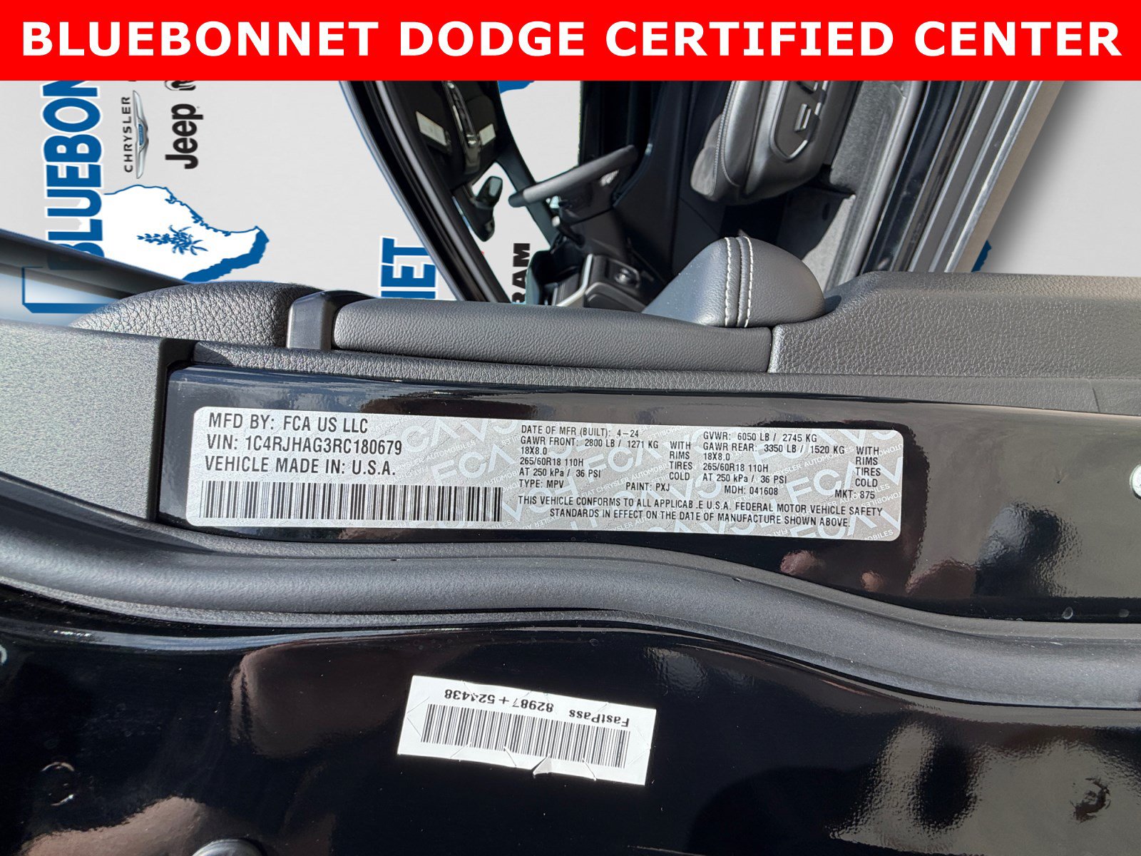 Used 2024 Jeep Grand Cherokee Altitude AWD/4WD image 25