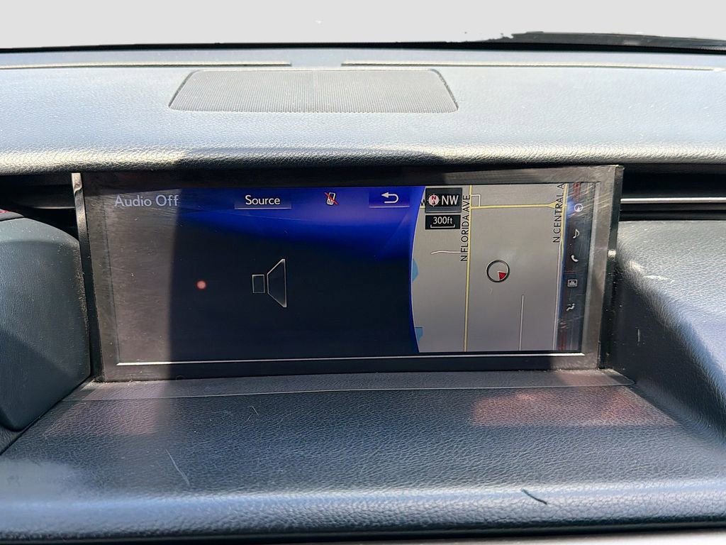 Used 2018 Lexus IS 350 F Sport RWD image 28