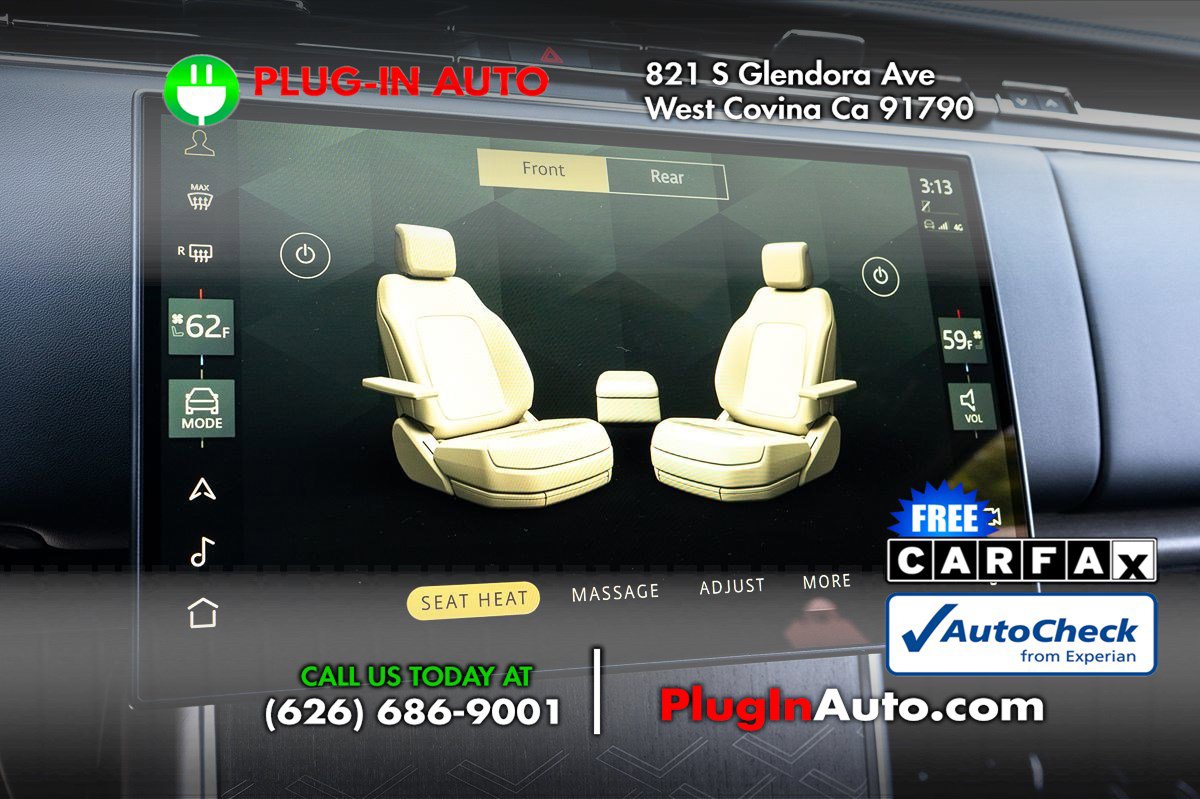 Used 2025 Land Rover Range Rover SV image 36