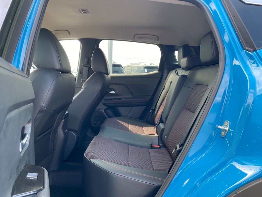 New 2025 Nissan Kicks SR image 14