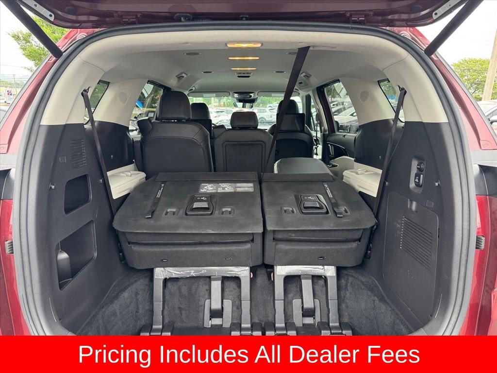 Used 2024 Kia Carnival SX FWD image 10