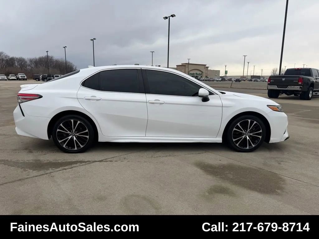 Used 2019 Toyota Camry SE image 20