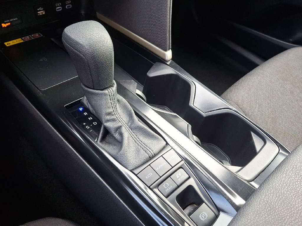 Certified 2025 Toyota Camry LE FWD image 15