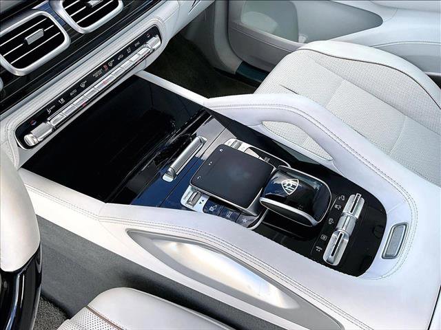 Used 2023 Mercedes-Benz Maybach GLS 600 4MATIC image 15