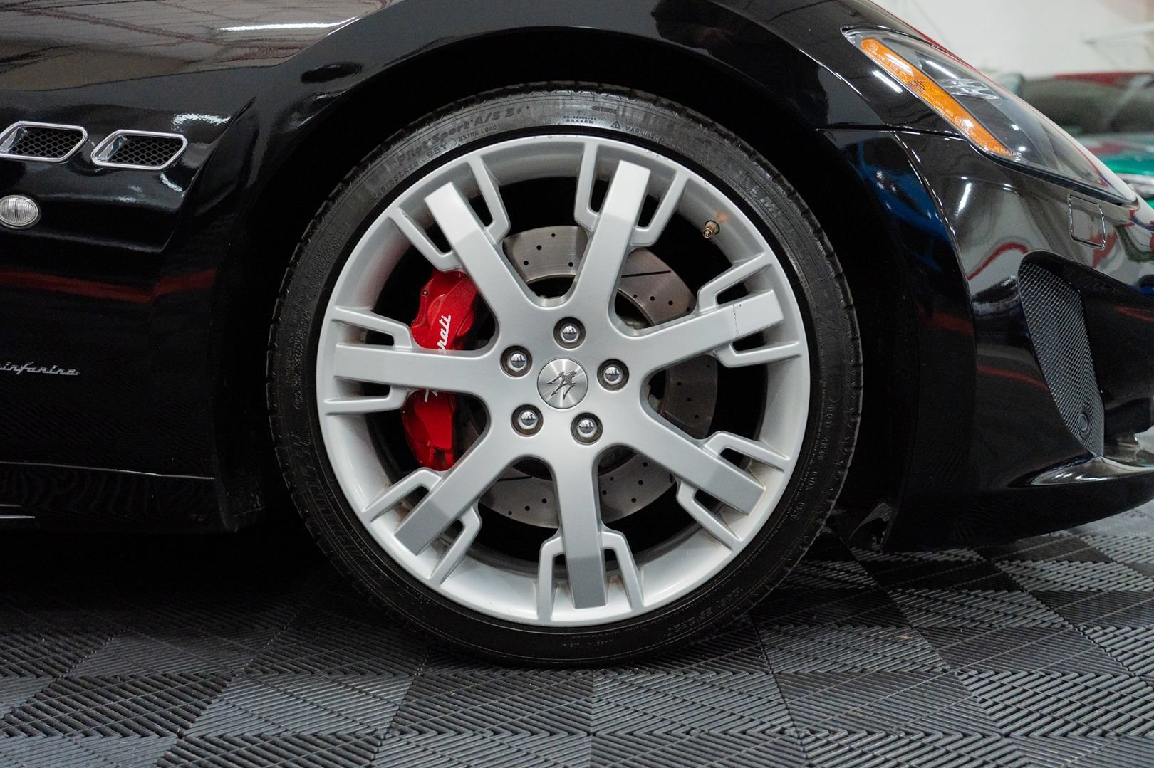 Used 2014 Maserati GranTurismo Sport RWD image 14