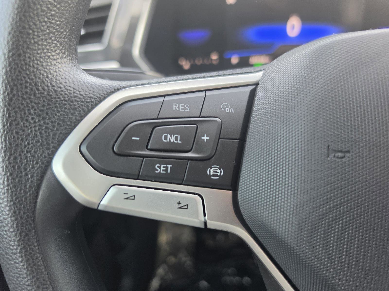 Used 2023 Volkswagen Tiguan S image 19