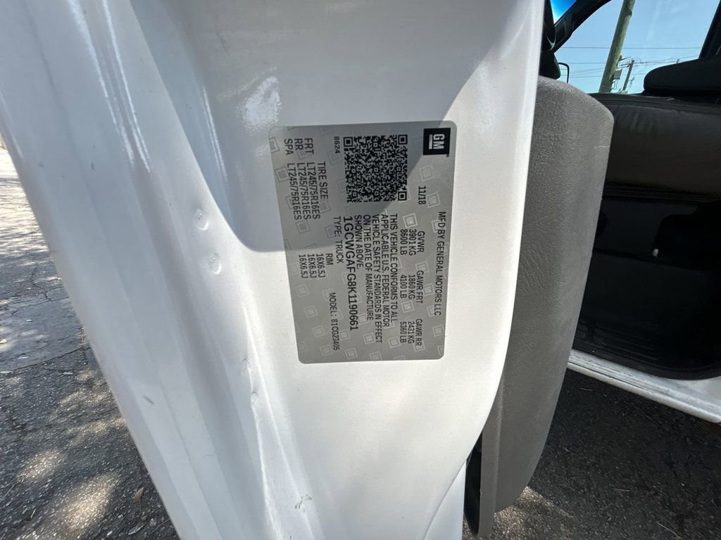 Used 2019 Chevrolet Express 2500 w/ Driver Convenience Package RWD image 20