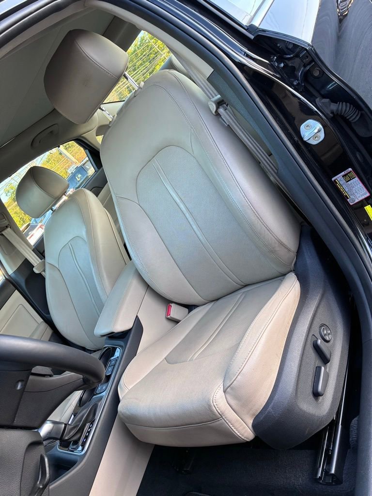 Used 2019 Hyundai Sonata Limited w/ Ultimate Package 04 FWD image 18