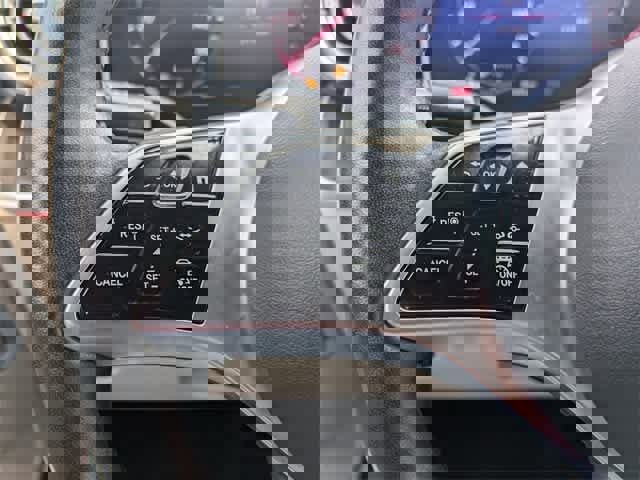 Used 2023 Mercedes-Benz C 300 4MATIC Sedan w/ Exclusive Trim Package image 24