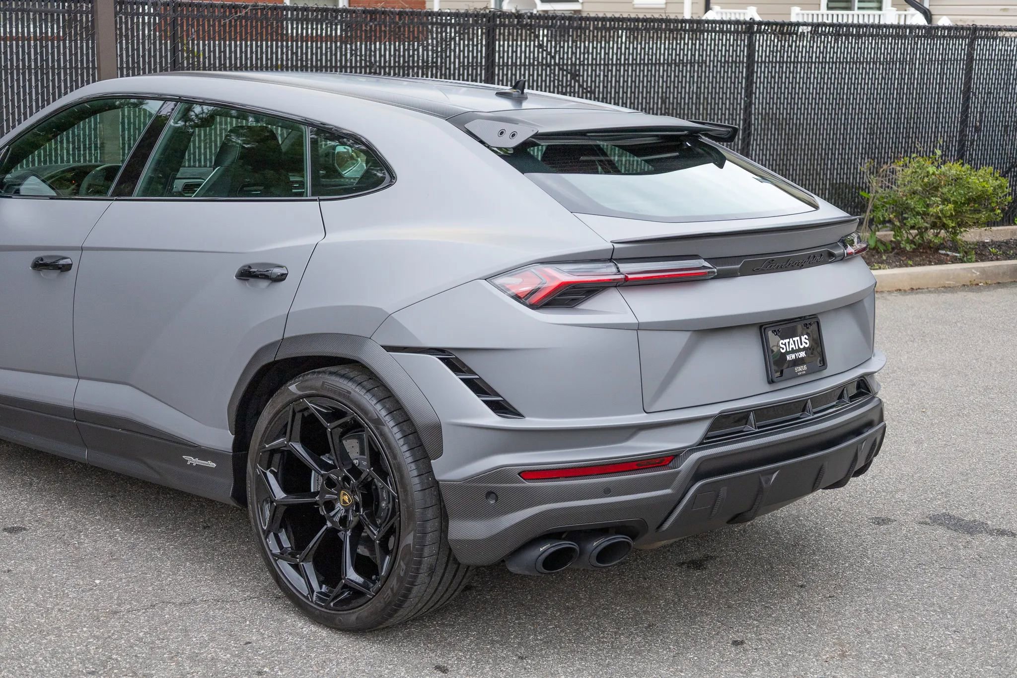 Used 2024 Lamborghini Urus Performante AWD/4WD image 37