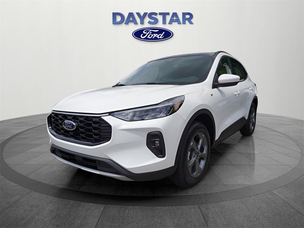 New 2025 Ford Escape ST-Line Elite w/ Class II Trailer Tow Package image 32