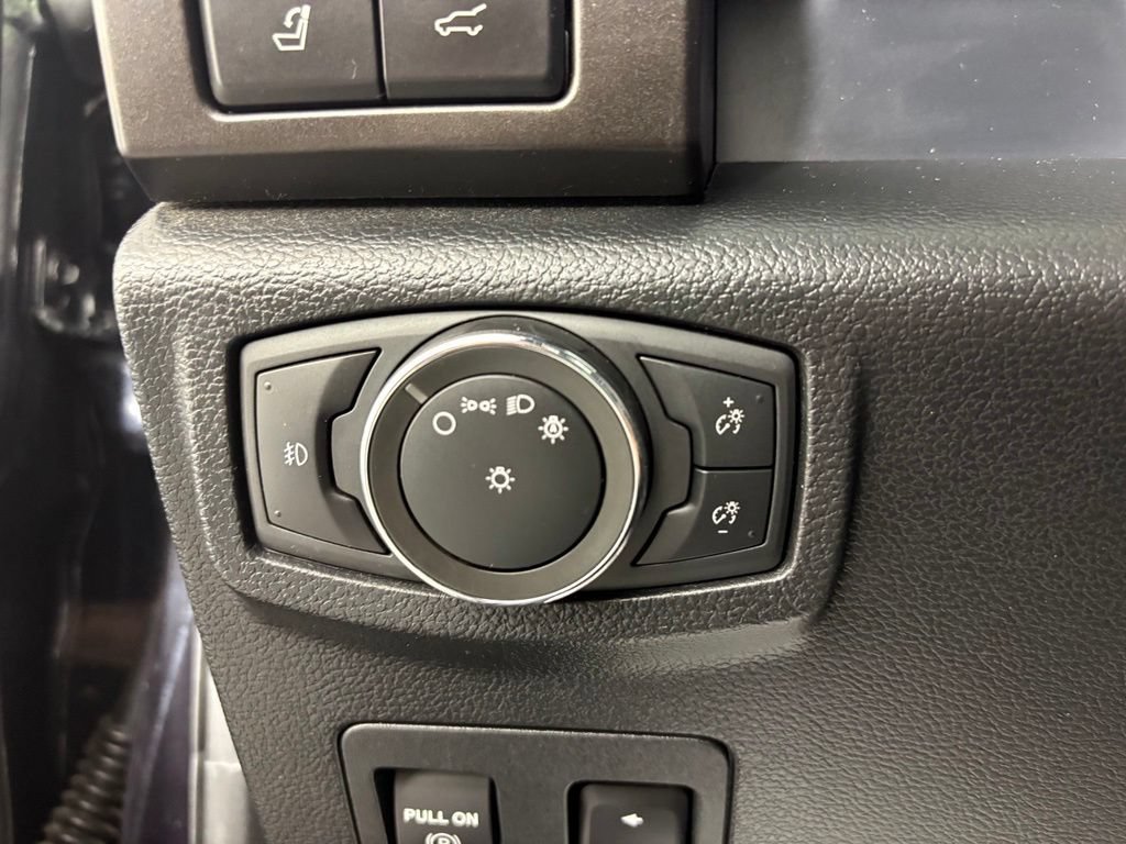 Used 2021 Ford Expedition Max Limited RWD image 22