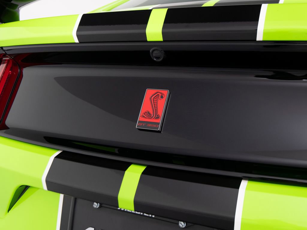 Used 2016 Ford Mustang Shelby GT350R w/ GT350R Equipment Group 920A image 54