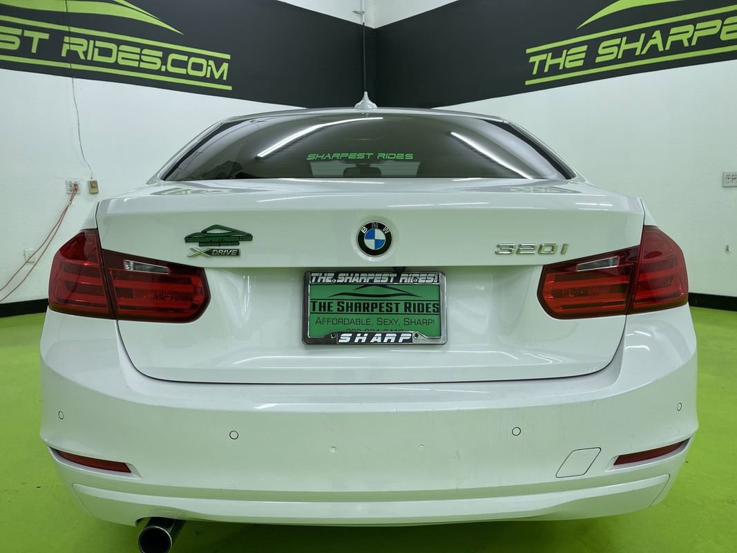Used 2014 BMW 320i xDrive Sedan image 8