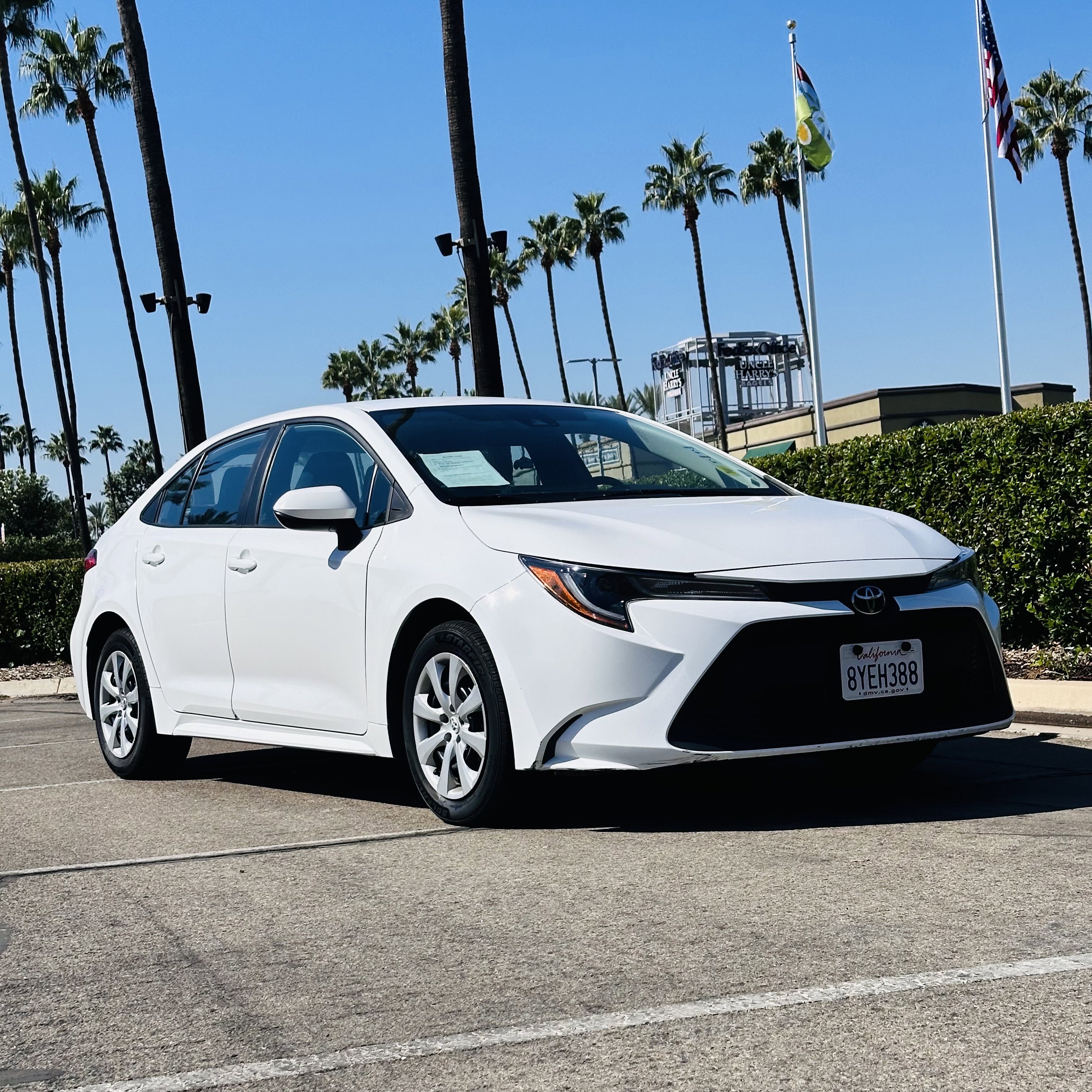 Used 2022 Toyota Corolla LE image 8