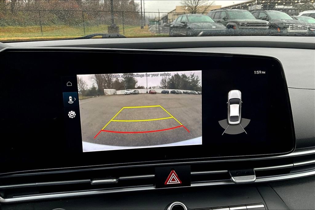 Used 2021 Hyundai Elantra Limited image 22