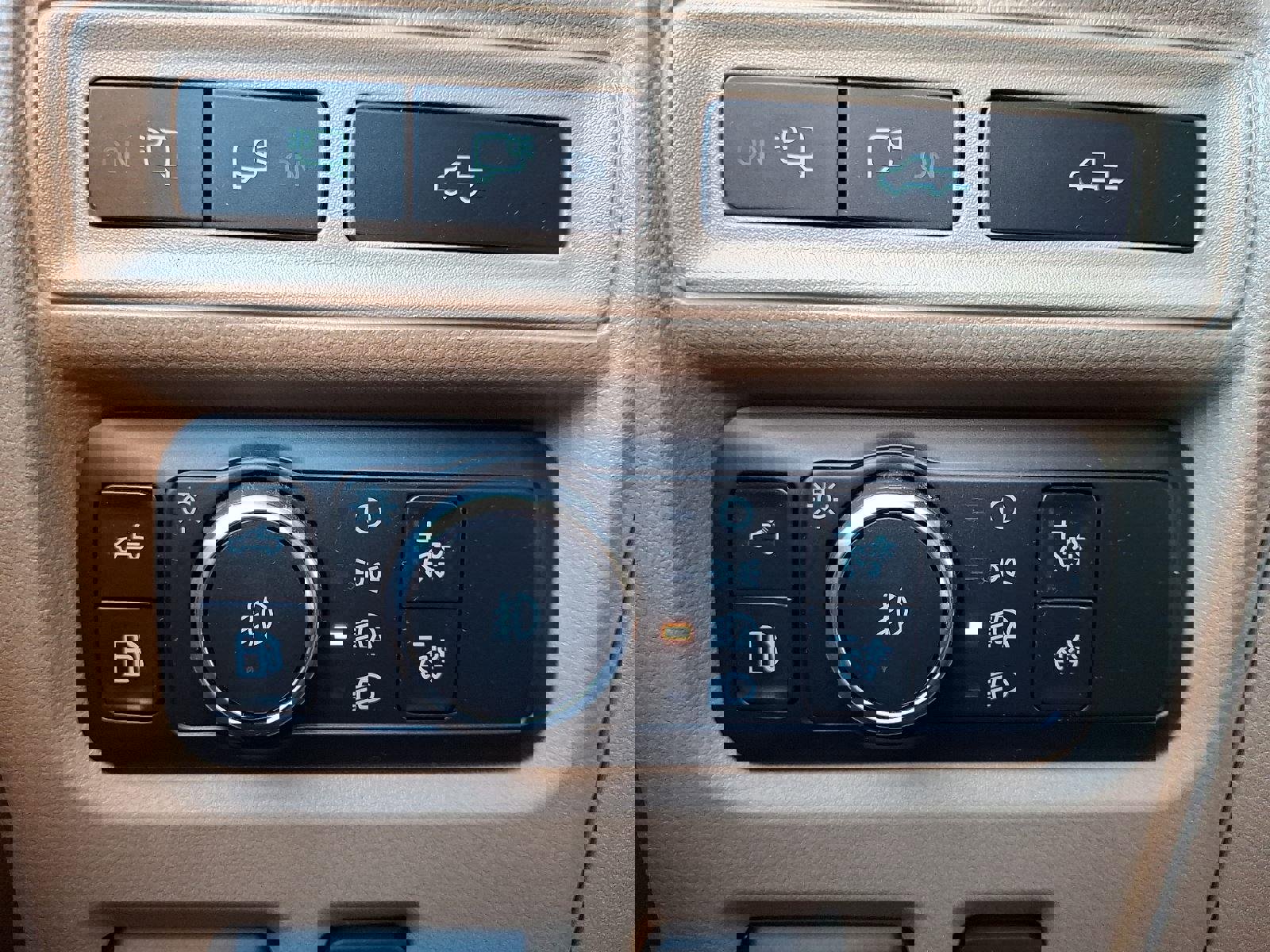 Used 2021 Ford F150 Lariat image 9