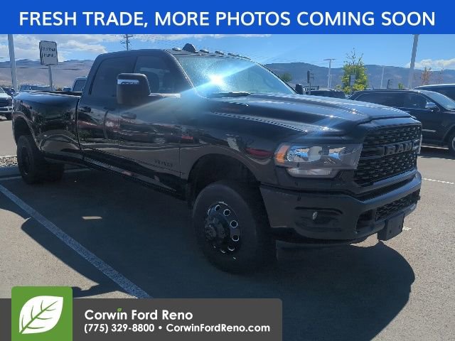 Used 2024 RAM 3500 Big Horn w/ Night Edition AWD/4WD image 1