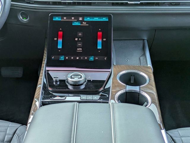 Certified 2025 Cadillac Escalade ESV Sport Platinum AWD/4WD image 21