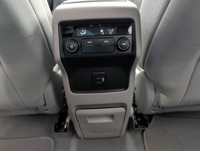 Used 2017 GMC Acadia SLE image 26