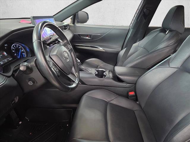 Used 2023 Toyota Venza XLE AWD/4WD image 16