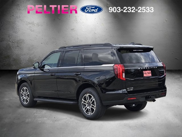 New 2026 Ford Expedition Active RWD image 3